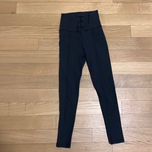 Ribbed black leggings and matching bra